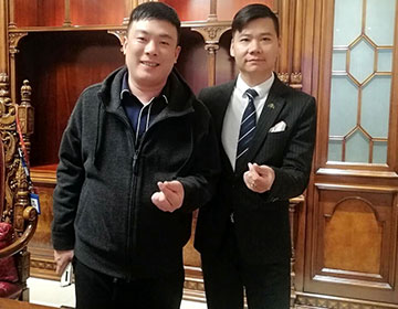 斯洛伽特展覽周董事與中國(guó)遮陽(yáng)商城俞總合照