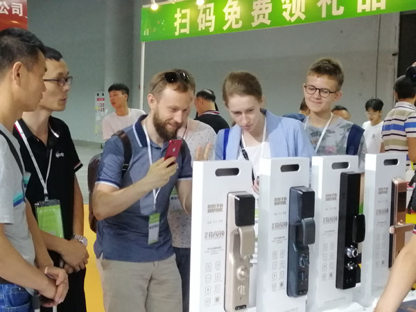 向光前行，共赴十年之約｜廣州遮陽門窗展暨五金鎖具版塊快訊